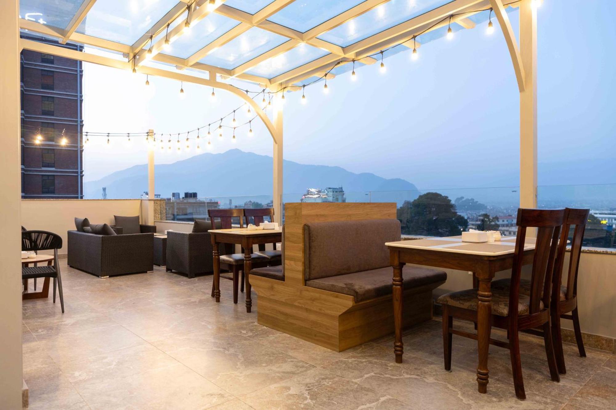 Shuvatara Suites & Spa, Thamel Katmandu Kültér fotó